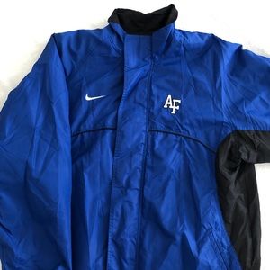 Men’s vintage Air Force football jacket.